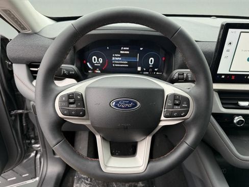 New 2026 Ford Explorer Active w/ Active Comfort Package image 13
