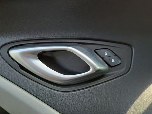 Used 2023 Chevrolet Camaro LT w/ Technology Package RWD image 14