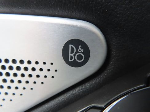 Used 2024 Ford Explorer ST w/ Technology Package AWD/4WD image 57