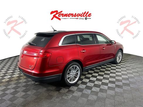 Used 2015 Lincoln MKT EcoBoost w/ Equipment Group 201A image 7