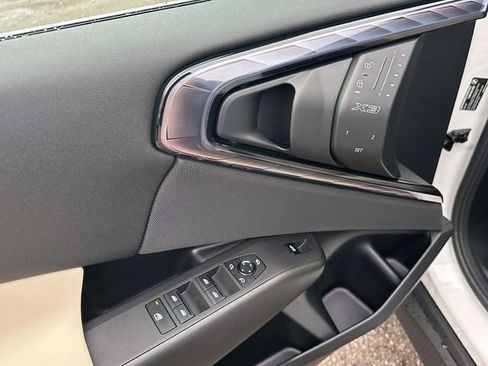 Certified 2025 BMW X3 xDrive30i w/ Premium Package image 24