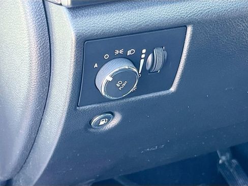 Certified 2020 Jeep Grand Cherokee Altitude image 10