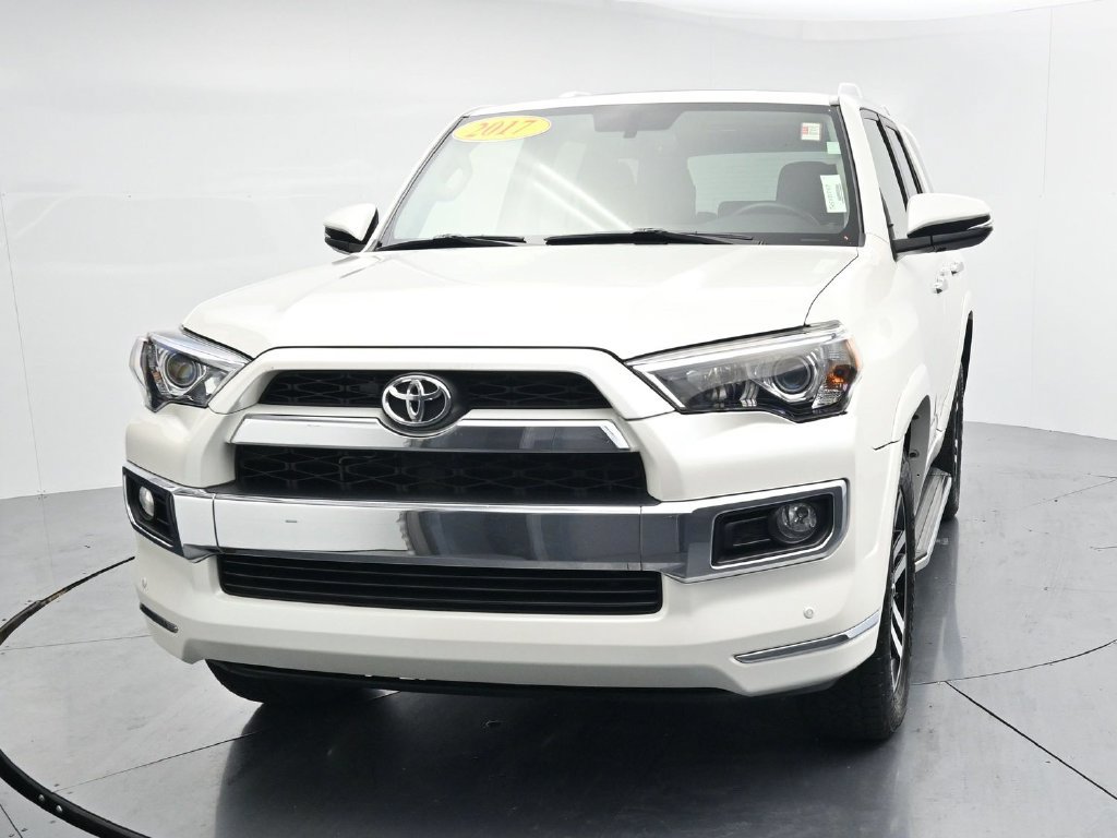 Used 2017 Toyota 4Runner Limited AWD/4WD image 3