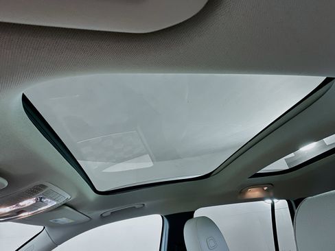 Used 2022 Mercedes-Benz GLB 250 image 26
