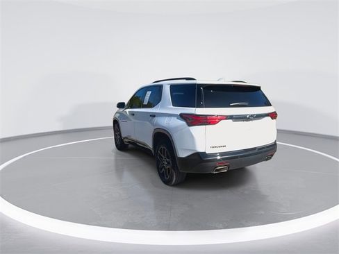 Certified 2023 Chevrolet Traverse Premier w/ Redline Edition image 8