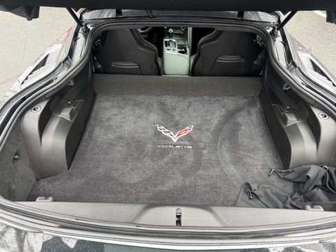 Used 2017 Chevrolet Corvette Stingray Coupe image 10