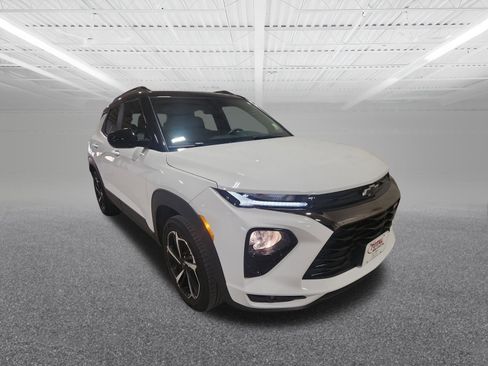 Used 2023 Chevrolet TrailBlazer RS w/ Convenience Package image 4