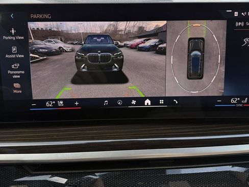 Used 2024 BMW X7 xDrive40i image 75