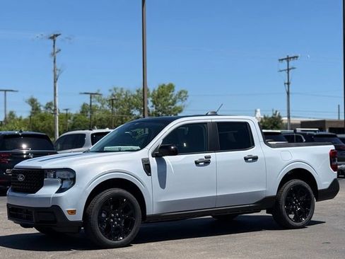 New 2026 Ford Maverick XLT w/ XLT Luxury Package AWD/4WD image 33