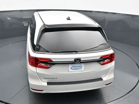 Used 2024 Honda Odyssey EX-L image 19