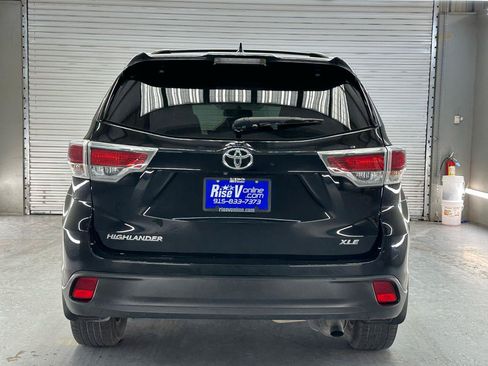 Used 2015 Toyota Highlander XLE FWD image 7