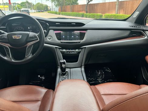 Used 2024 Cadillac XT5 Premium Luxury FWD image 33