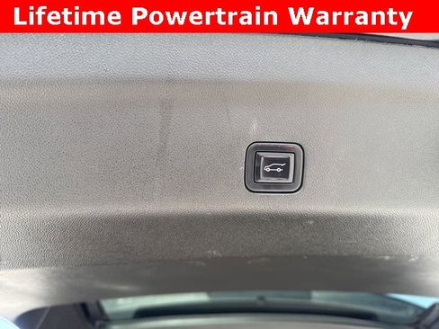 Used 2022 Chevrolet Tahoe RST w/ Sport Performance Package image 23