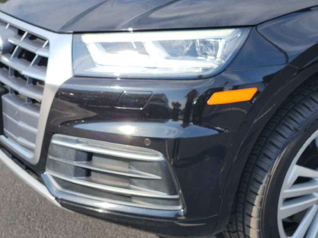 Used 2019 Audi Q5 2.0T Premium Plus w/ Premium Plus Package AWD/4WD image 10