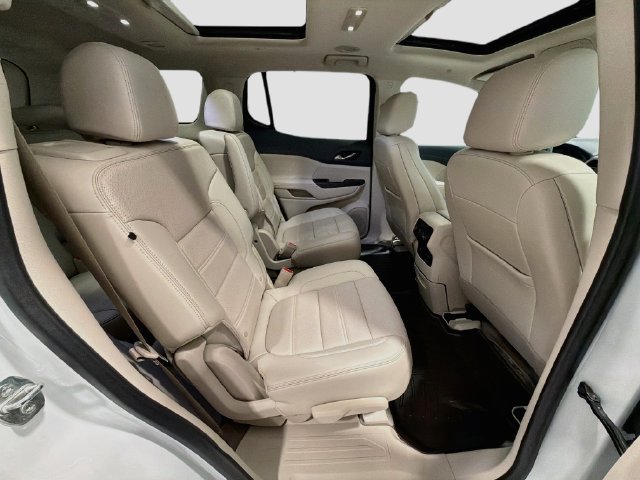 Certified 2022 GMC Acadia Denali w/ Denali Ultimate Package AWD/4WD image 27