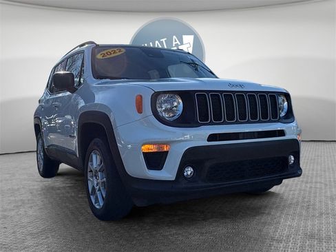 Used 2022 Jeep Renegade Latitude w/ Convenience Group image 2