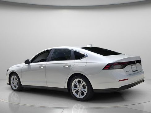 Certified 2025 Honda Accord LX image 8