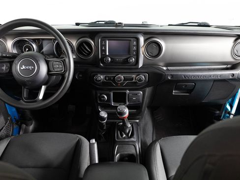 Used 2020 Jeep Wrangler Sport AWD/4WD image 29