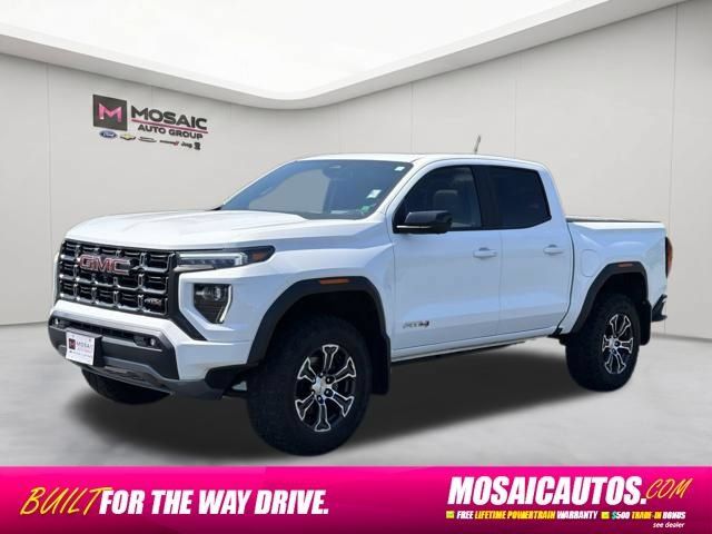 Used 2024 GMC Canyon AT4 w/ AT4 Premium Package AWD/4WD image 3