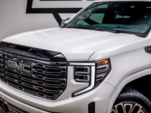 Used 2025 GMC Sierra 1500 Denali Ultimate AWD/4WD image 23