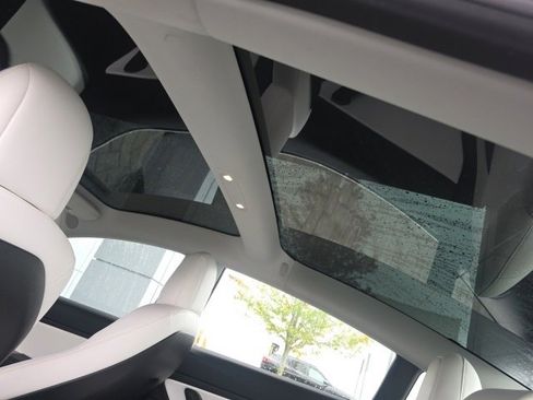 Used 2018 Tesla Model 3 Long Range image 23