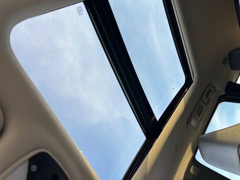 Used 2025 INFINITI QX60 Pure image 25