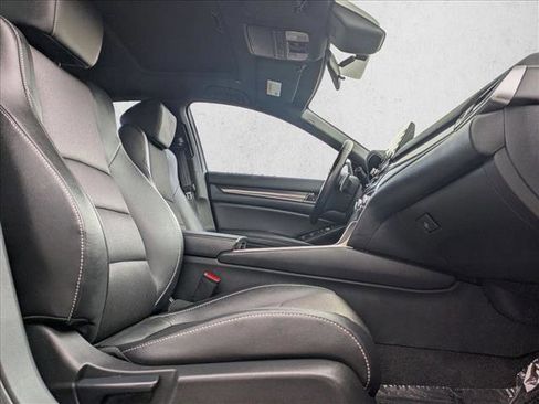 Used 2020 Honda Accord Sport image 21