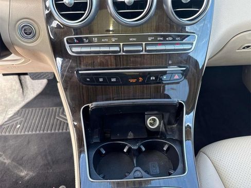 Used 2020 Mercedes-Benz GLC 300 w/ Multimedia Package image 26