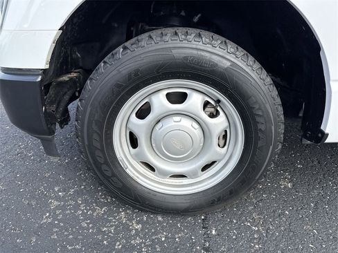 Used 2021 Ford F150 XL image 10