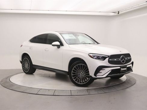 New 2026 Mercedes-Benz GLC 300 4MATIC image 16