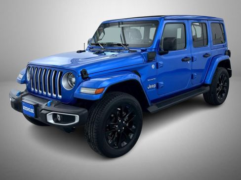 Certified 2022 Jeep Wrangler Unlimited Sahara w/ Cold Weather Group image 1