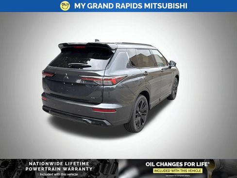 New 2026 Mitsubishi Outlander SEL Black Edition AWD/4WD image 5