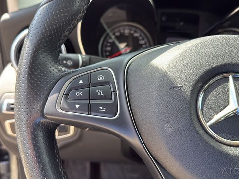 Used 2018 Mercedes-Benz C 300 4MATIC Sedan image 22