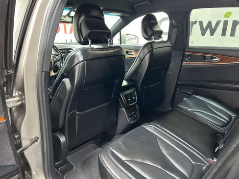 Used 2016 Lincoln MKX Select w/ Select Plus Package image 17