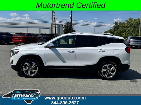 Used 2021 GMC Terrain SLT w/ LPO, Bright Accent Package AWD/4WD image 3