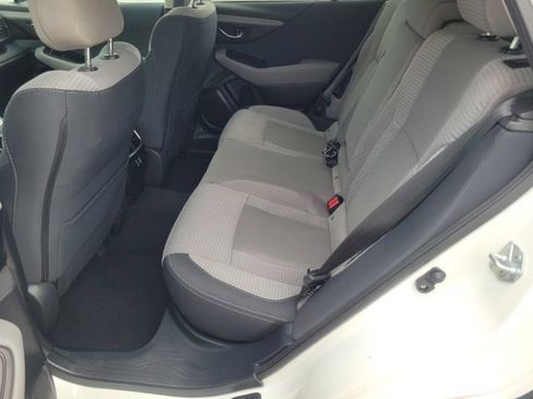 Used 2025 Subaru Outback Premium AWD/4WD image 13