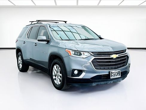 Used 2019 Chevrolet Traverse LT image 3