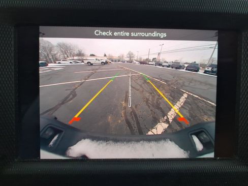 Certified 2022 Jeep Gladiator Willys image 25