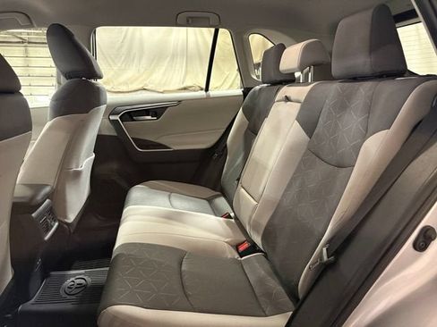 Certified 2025 Toyota RAV4 XLE AWD/4WD image 28