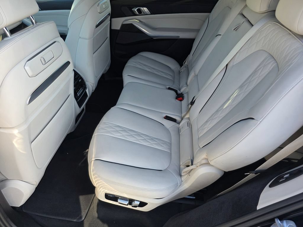 Certified 2025 BMW X7 M60i w/ Climate Comfort Package AWD/4WD image 14