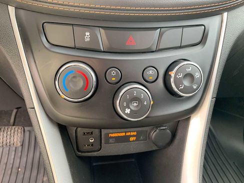 Certified 2020 Chevrolet Trax LS image 16