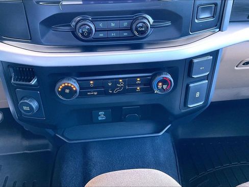 Used 2023 Ford F150 XLT RWD image 11