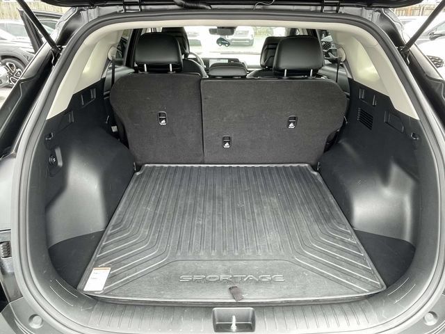 Used 2023 Kia Sportage EX FWD image 10