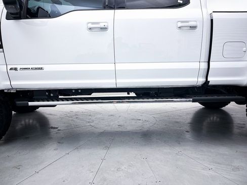 Used 2021 Ford F250 Lariat w/ FX4 Off-Road Package image 17
