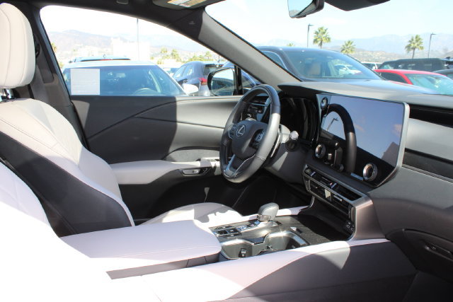Certified 2025 Lexus RX 350 Premium w/ Convenience Package FWD image 5