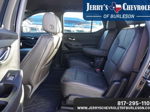 Used 2023 Chevrolet Traverse RS w/ LPO, Floor Liner Package image 7