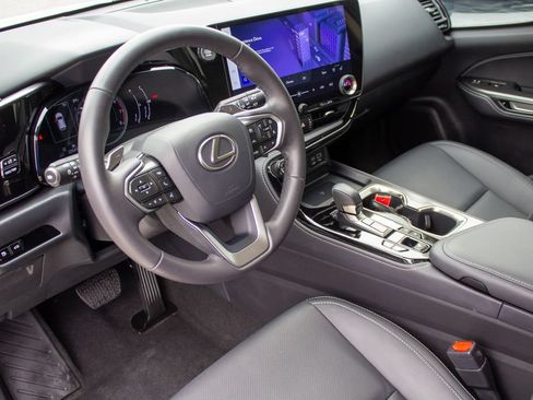 Used 2024 Lexus NX 350 AWD image 2