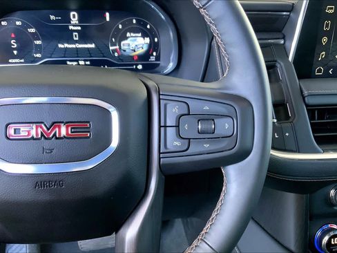 Used 2024 GMC Yukon AT4 w/ AT4 Premium Package image 25