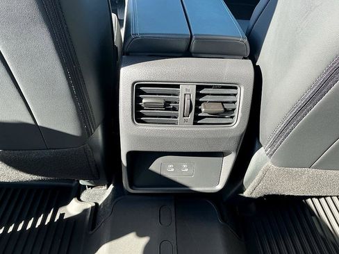 New 2026 Nissan Rogue SV image 18