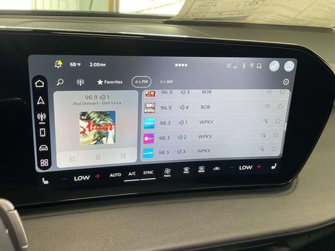 New 2026 Audi Q3 quattro 2.0T AWD/4WD image 28